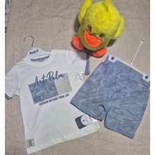 Yaprak Baskılı Tişört