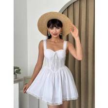 Poplin Arkası Bağlamalı Kalp Yaka Mini Elbise