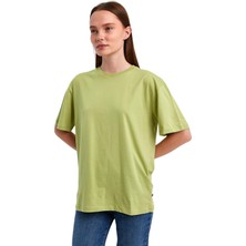 Yakamor Kadın Oversize T-Shirt