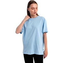 Yakamor Kadın Oversize T-Shirt