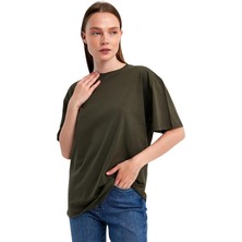 Yakamor Kadın Oversize T-Shirt
