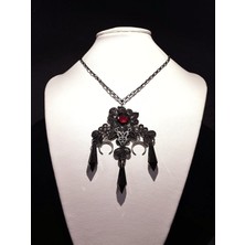 Batnests Gotik Dantel Işlemeli Kolye
