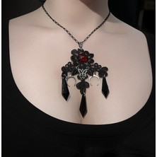 Batnests Gotik Dantel Işlemeli Kolye