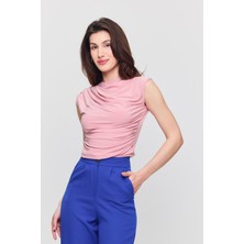 Kadın Pembe Omuzları Drapeli Kolsuz Sandy Bluz