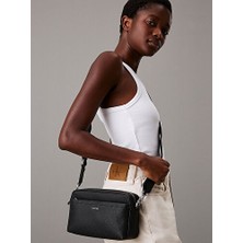 Ck Must Conv Camera Bag_mono