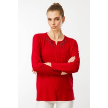 Desen Triko Kadın Nakış Işlemeli Uzun Kollu Penye Bluz Kırmızı