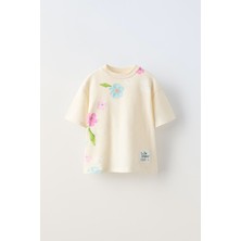 Kız Çocuk Çiçek Baskılı T-Shirt