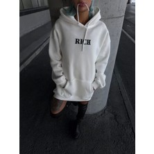 Uzun Kol Kapüşonlu Göğüs Baskılı Sweatshirt - Beyaz