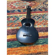 Kompozit Siyah Ukulele 54 cm (Kılıf Pena Dahil)