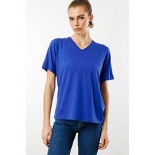 Desen Triko Kadın V Yaka Kısa Kollu Penye T-Shirt Saks