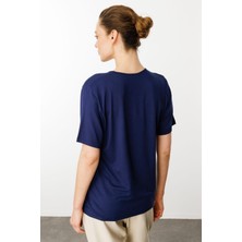 Desen Triko Kadın V Yaka Kısa Kollu Penye T-Shirt Lacivert