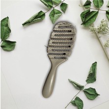 Fenomen Peruk Peruk Tarağı Geniş Ağızlı