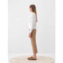 Kadın Beyaz Oversize Polo Yaka Hırka