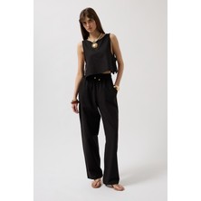 Beli Bağcıklı Düz Kesim Siyah Pantolon