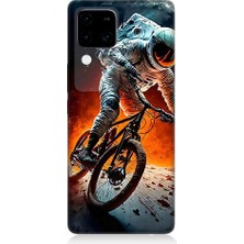 Teknomeg Vivo V30 Uyumlu Uzayda Bisiklet  Desenli Silikon Kılıf