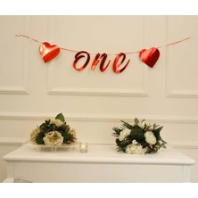 One Yazılı Metalize Kırmızı Renk Banner Ipli Duvar Süsü 1 Yaş Parti Süsü