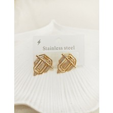 Youqa Atelier Taşlı Serenay Model Gold Çelik Kadın Küpe