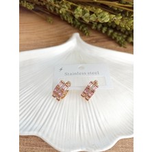 Youqa Atelier Pembe Taşlı Gold Çelik Kadın Küpe