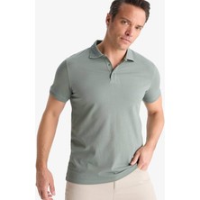 DeFacto Slim Fit Dar Kesim Polo Yaka Kısa Kollu Dokulu Basic Düz Tişört T5259AZ25SM
