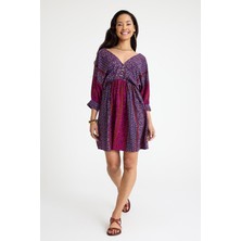 V Yaka Beli Lastikli Sırt Dekolteli Mini Elbise