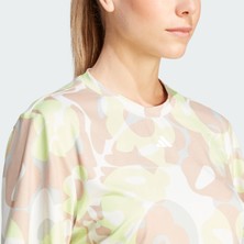 adidas Train Essentials Aop Floral Print Crop Tişört
