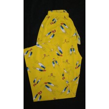 Sarı Kumaş Üzerinde Kuş Desenli Pijama Altı
