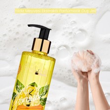EvyLaure Tarte À La Carambole Parfümistik Duş Jeli Yıldız Meyvesi Ekstraktlı ve Tarçın Aromalı Nemlendirici 300 ml