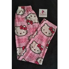 Bukadınca Pembe Kumaş Üzerinde Hello Kitty Desenli Pijama Altı