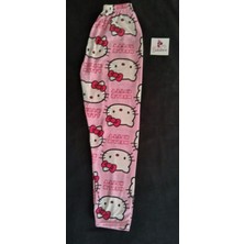 Bukadınca Pembe Kumaş Üzerinde Hello Kitty Desenli Pijama Altı