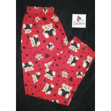 Bukadınca Kırmızı Kumaş Üzerinde Ayıcık Desenli Pijama Altı