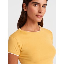 Dilvin 31750 Kontrast Kısa Kollu Tshirt-Hardal