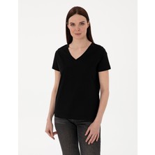 Pierre Cardin Kadın Siyah Regular Fit V Yaka Basic Tişört 50305749-VR046