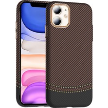 Heptek İletişim Apple iPhone 11 Kılıf Magsafe Şarj Özellikli Karbon Fiber Görünümlü Kapak (Gros)