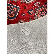 Kilim Motifli Klasik Kaymaz Taban Halı