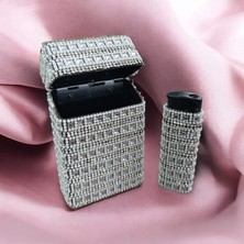Zey Desing Prestijli Baget Taşlı Sigara Kutusu Gümüş Renk Beyaz Boncuklu ve Çakmak Kısa-Kalın (Box)