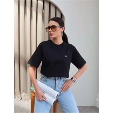 Kadın Metalik Yazı Baskılı Basic T-Shirt