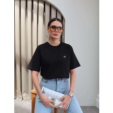 Kadın Metalik Yazı Baskılı Basic T-Shirt