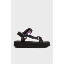 Tommy Jeans Logolu Platform Taban Cirtlı Sandalet Bayan Sandalet EN0EN02747 Bds