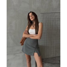 Kadın Şortlu Yırtmaçlı Yüksel Bel Mini Etek