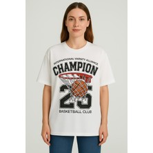 Kadın Oversize Baskılı Bol Geniş Kalıp Salaş Kesim T-Shirt