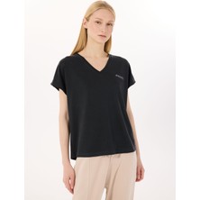 Discovery Expedition D5SL-TST3544 Siyah V Yaka Relaxed Düz Kadın T-Shirt