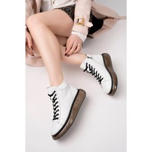 Tarçın Ayakkabı Hakiki Deri Beyaz Kadın Deri Bot TRC49-B692