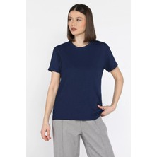 Gülseli Kadın Bisiklet Yaka Basic Tişört