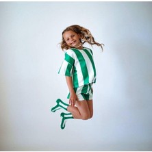 Yeşil Beyaz Çizgili Oversize Çocuk Şortlu Takım Rahat ve Şık Yazlık Takım