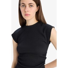 DeFacto Slim Fit Dar Kesim Bisiklet Yaka Basic Düz Bürümcük Kısa Kollu Tişört E3398AX25SP