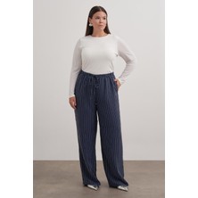 Beli Bağcıklı Düz Kesim Pantolon