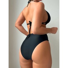 2 Parçalı Yan Bağlamalı Halter Boyun Bikini Takımı