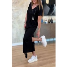 V Yaka Yırtmaçlı Basic Elbise