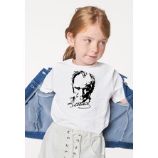 Kız Çocuk Atatürk Baskılı Pamuklu Bisiklet Yaka Kısa Kollu T-Shirt