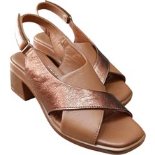 Castle Black 45208 Kadın  Deri Kalın Kısa Topuklu Comfort Sandalet Siyah